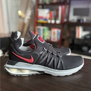 Men’s Nike Shox Gravity